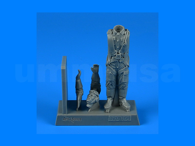 AB320164 French Air Force WWII Pilot 1/32